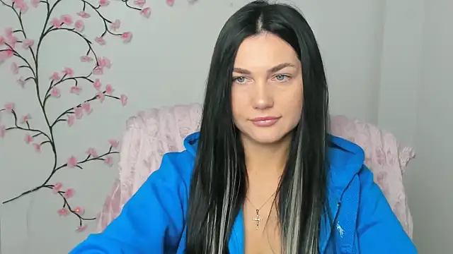 Lune Moon online show from December 19, 6:27 am