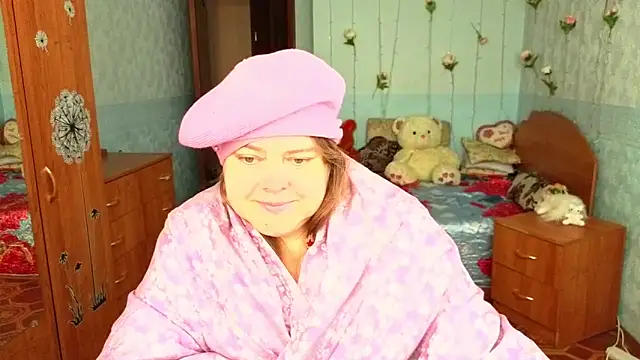 Audrey Aura online show from November 5, 6:29 am