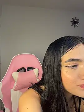 mandy222  online show from June 22, 3:25 am