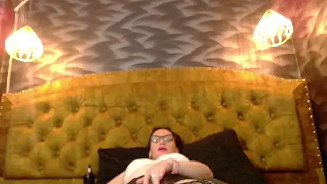 AvaNahomix online show from September 30, 11:38 am