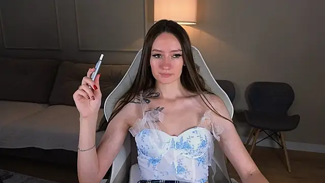 cutienaughtygirl online show from July 25, 8:43 am