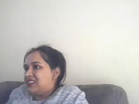 cute indianxo online show from October 15, 2:41 pm