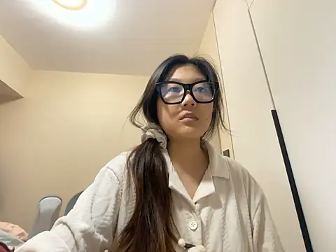 xena0501 online show from November 26, 5:30 am