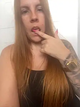 Snapshot of Lazinha18 chatting on September 19, 4:17 pm Lazinha18 online show from September 19, 4:17 pm