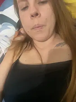 Snapshot of Lazinha18 chatting on September 12, 11:12 pm Lazinha18 online show from September 12, 11:12 pm