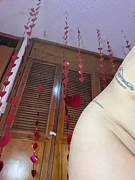 AmaiaSalvatore online show from February 15, 12:02 am