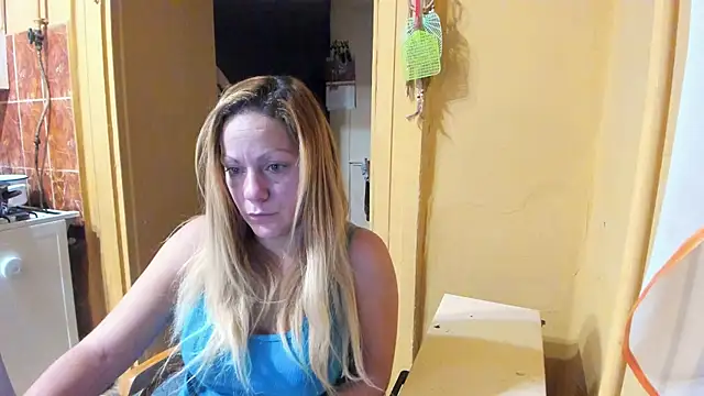 vickymike online show from November 3, 9:08 pm