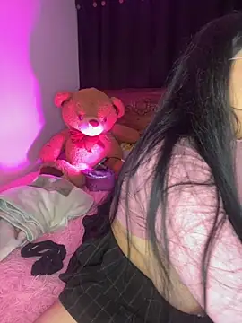 Snapshot of kittenFreyja_ chatting on October 4, 2:17 am kittenFreyja  online show from October 4, 2:17 am