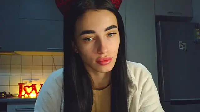 EvaMelnik online show from October 5, 4:34 pm