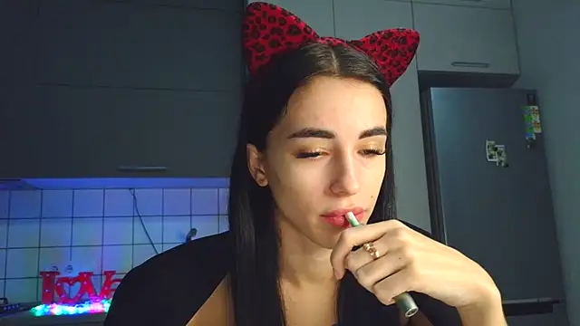 EvaMelnik online show from October 24, 3:41 pm