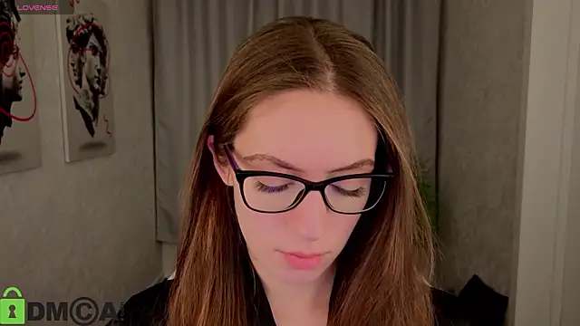 Agnes Wells online show from November 25, 9:22 am