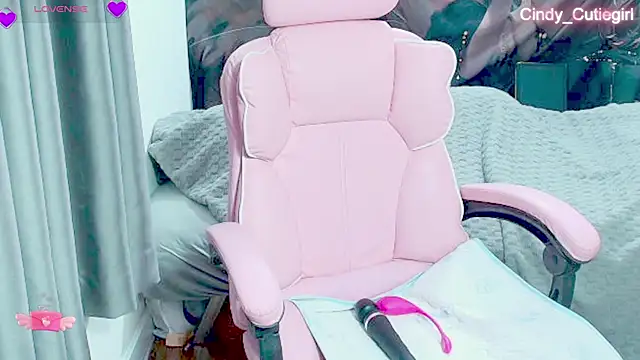 Cindy Cutiegirl online show from June 30, 10:20 pm