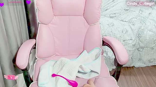 Cindy Cutiegirl online show from July 7, 10:23 pm