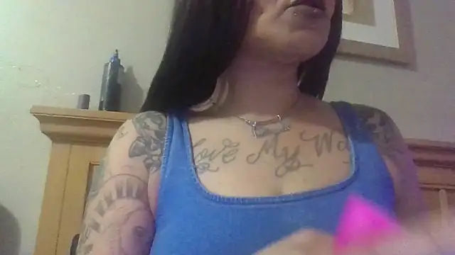 Flossee online show from March 5, 8:15 pm