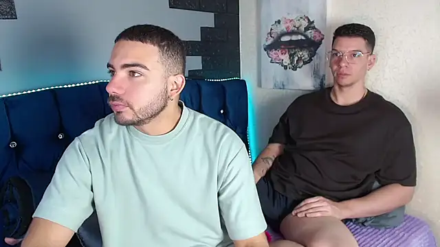 adamhairy online show from May 9, 2:13 am