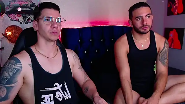 adamhairy online show from May 16, 2:58 am