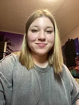 Snapshot of Kemeli008 chatting on September 17, 5:44 pm Kemeli008 online show from September 17, 5:44 pm