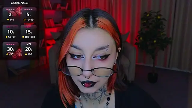 Mistress  Marcelline online show from June 18, 2:02 am