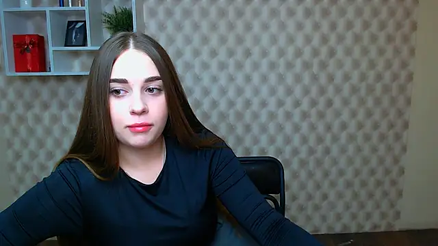  MillaDellf  online show from October 9, 9:35 am