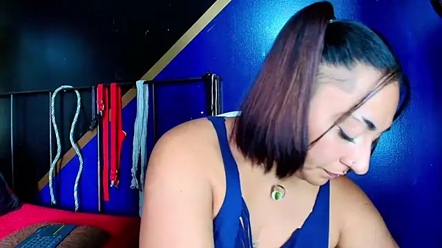 YiingandYang online show from March 7, 7:10 pm