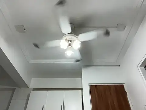 MUSCLEANGEL1 online show from November 13, 5:56 pm