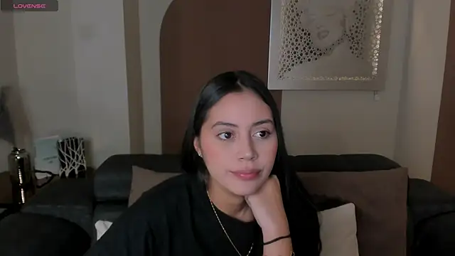 AmbarJames  online show from July 25, 11:28 am