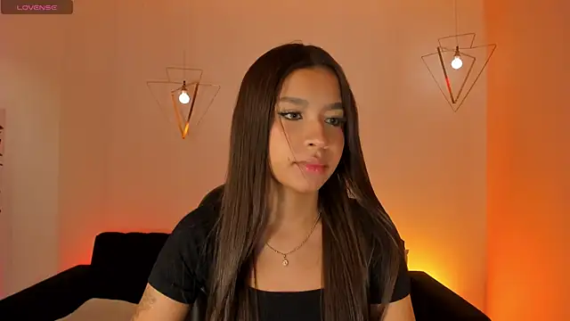 SophieHouston  online show from August 3, 11:16 am