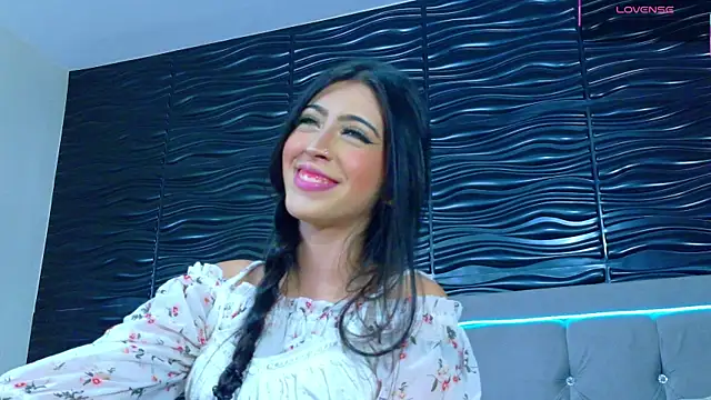 Snapshot of Ambar_Bull chatting on October 2, 1:38 pm Ambar Bull online show from October 2, 1:38 pm