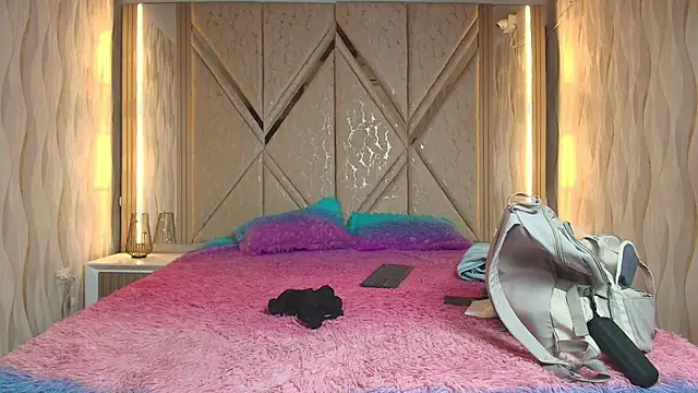 Hotcouple 222 online show from February 25, 7:18 am