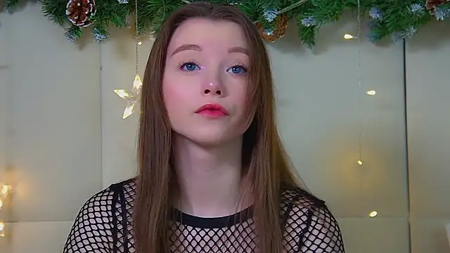 KeiraAsti online show from December 21, 6:17 am