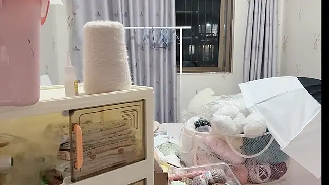 puppy-999 online show from December 16, 10:43 am