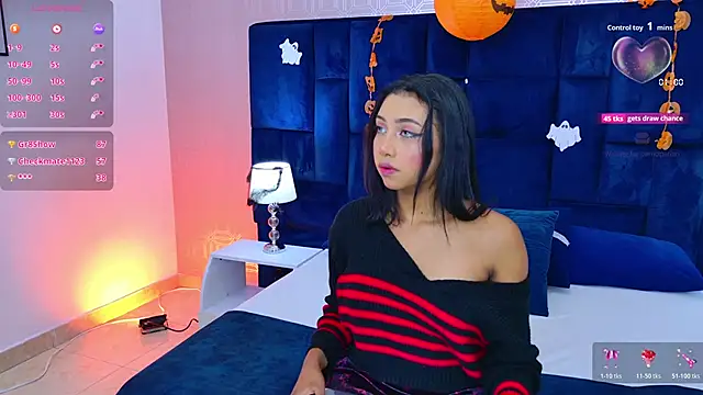 Snapshot of Becca_Grims chatting on October 20, 3:31 am Becca Grims online show from October 20, 3:31 am