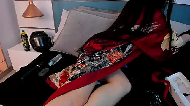 Ashkoreh online show from July 8, 10:01 pm