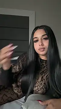 LilMisIndianx online show from February 15, 3:00 pm