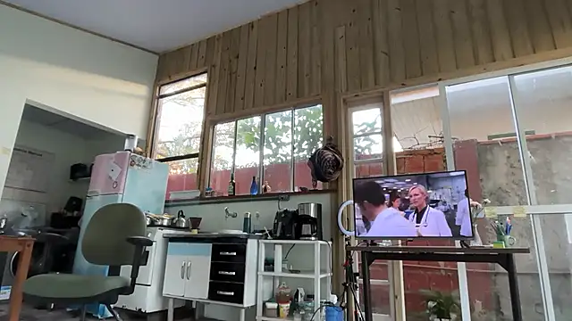 deusaludovica online show from July 18, 7:38 pm