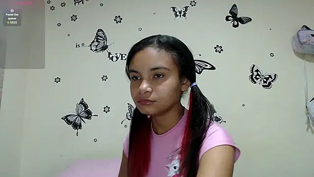 liz7skinny online show from June 23, 9:13 pm