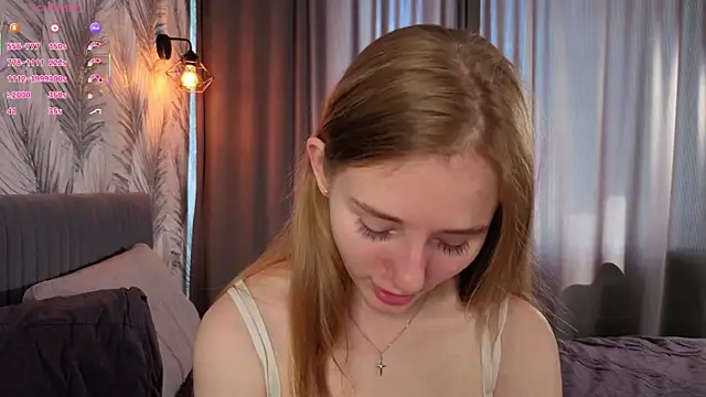 ElvinaRose online show from June 26, 7:09 am
