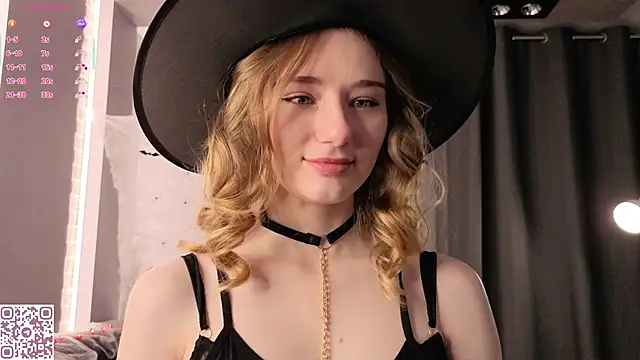 ElvinaRose online show from November 1, 2:16 am