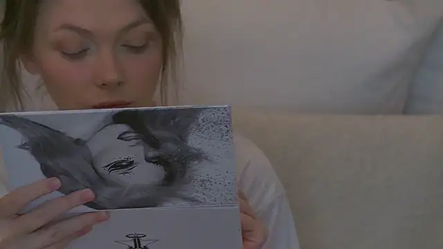 miamunn online show from November 15, 6:20 pm