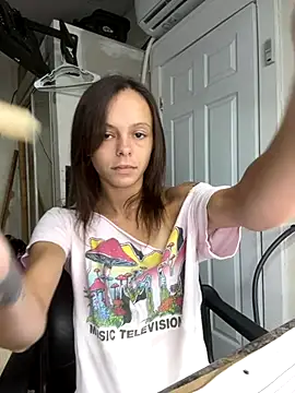 Snapshot of Candy_Shower chatting on September 15, 4:10 am Candy Shower online show from September 15, 4:10 am