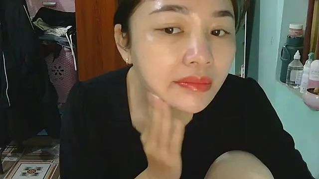 Uhem112 online show from November 23, 1:52 am