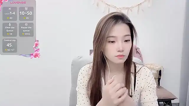 yuyu 77 online show from November 18, 8:15 am