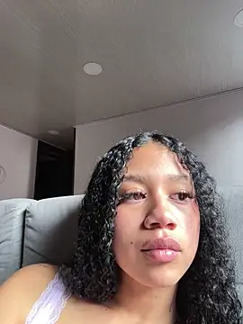 jadee8 online show from January 31, 8:40 pm