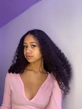 Snapshot of jadee8 chatting on September 18, 8:07 pm jadee8 online show from September 18, 8:07 pm