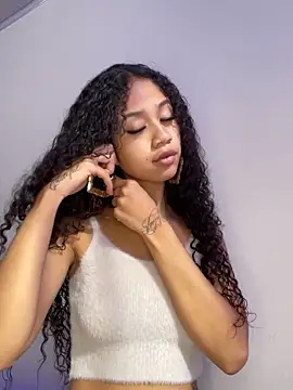 Snapshot of jadee8 chatting on September 20, 8:29 pm jadee8 online show from September 20, 8:29 pm