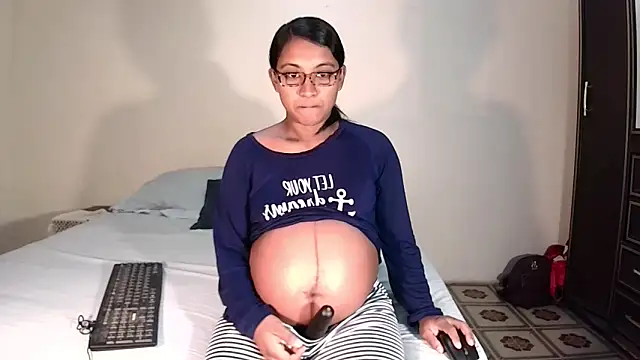 indiansweetflava online show from May 1, 5:32 am