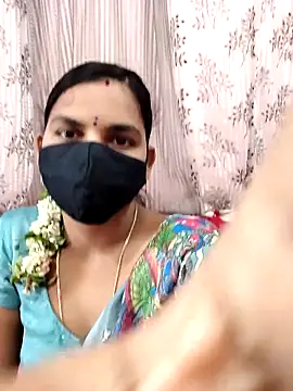 Snapshot of Lalitha-1995 chatting on September 25, 6:34 am Lalitha-1995 online show from September 25, 6:34 am