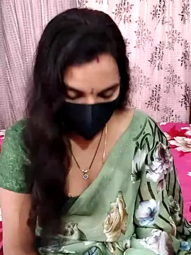 Lalitha-1995 online show from December 18, 6:29 am