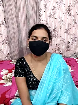 Snapshot of Lalitha-1995 chatting on October 1, 9:47 am Lalitha-1995 online show from October 1, 9:47 am