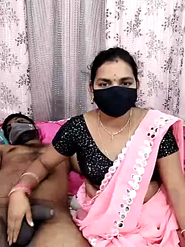 Snapshot of Lalitha-1995 chatting on October 2, 10:09 am Lalitha-1995 online show from October 2, 10:09 am